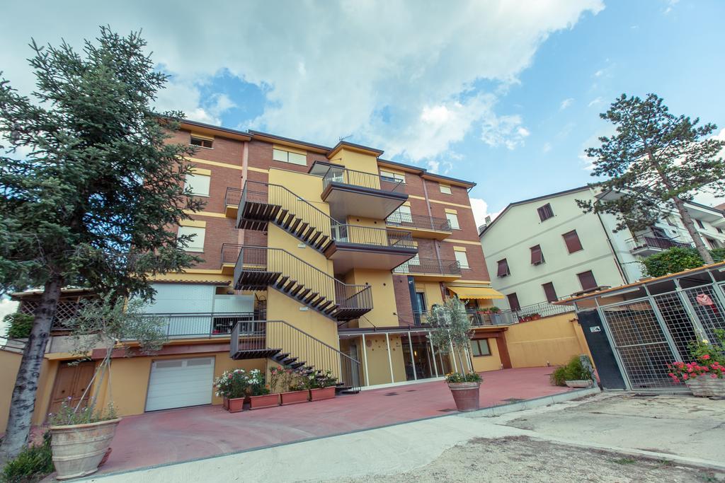 Hotel Donnini Asís Exterior foto